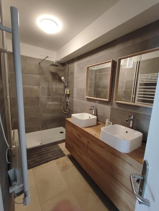 Le Thiers-Temps - Ac Clim - Grande Terrasse - Proche Theatres Apartment อาวีญง ภายนอก รูปภาพ