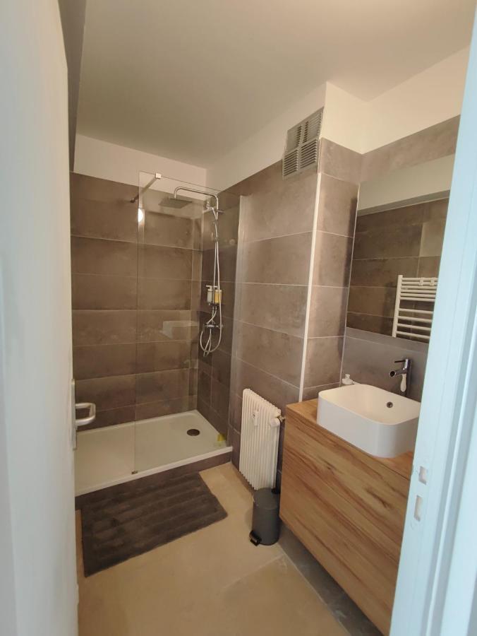 Le Thiers-Temps - Ac Clim - Grande Terrasse - Proche Theatres Apartment อาวีญง ภายนอก รูปภาพ